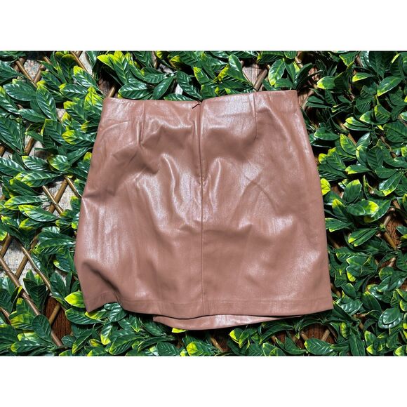 Aritzia Wilfred Brown Faux Leather Mini Skirt Size 12 - Picture 2 of 6